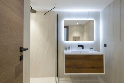 4 bedrooms Apartment in Cannes, France No. 84039 5