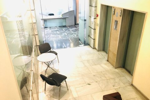 400m² Commercial property à Athens, Greece No. 107240 3