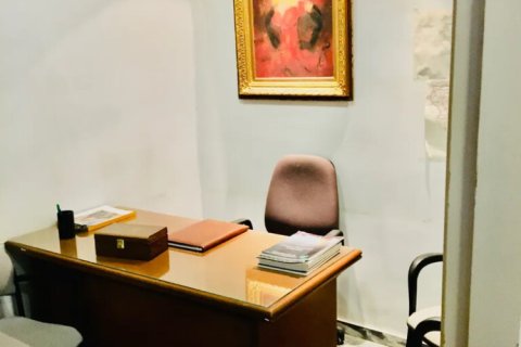 400m² Commercial property à Athens, Greece No. 107240 13