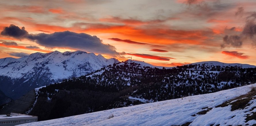 6 chambres House à Huez, France No. 100177