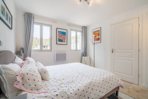 5 bedrooms Villa in Opio, France No. 78325 11