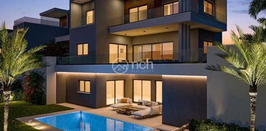 2 bedrooms Villa in Agios Tychonas, Cyprus No. 74479