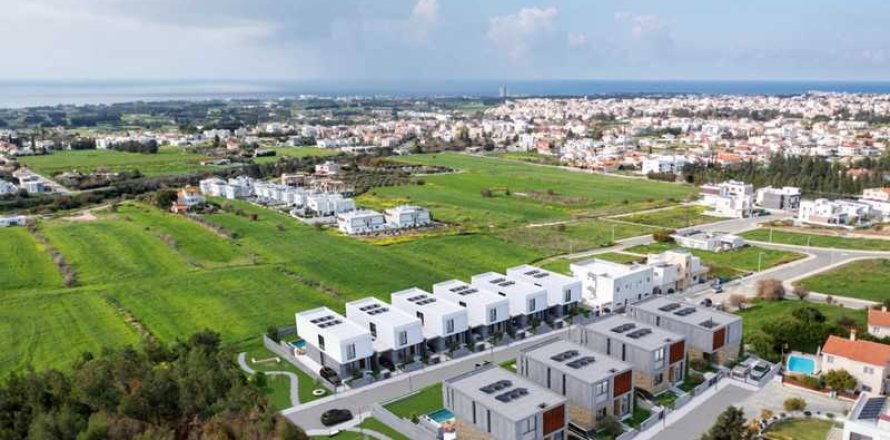 4 dormitorios House en Geroskípou, Cyprus No. 76429