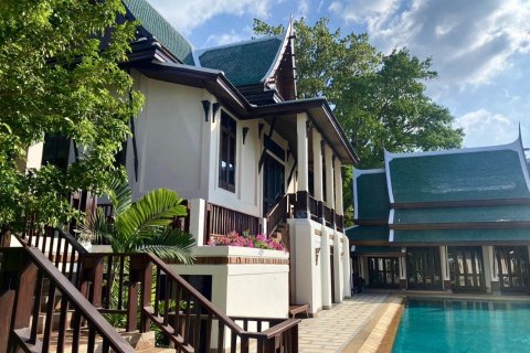 6 bedrooms Villa in Phuket, Thailand No. 86323 12
