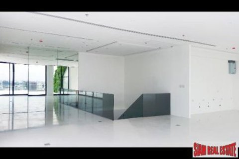 3 bedrooms Duplex in Bangkok, Thailand No. 95743 3