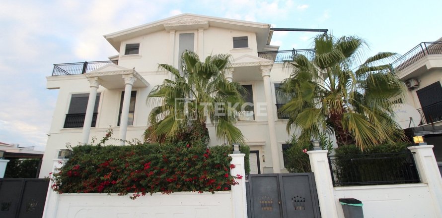 4 bedrooms Villa in Tan Xuan, Vietnam No. 118044