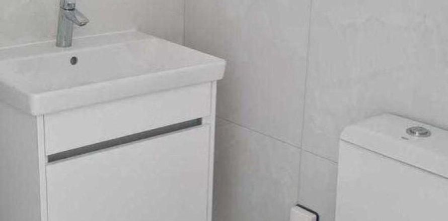 8 chambres House à Agios Tychonas, Cyprus No. 29866