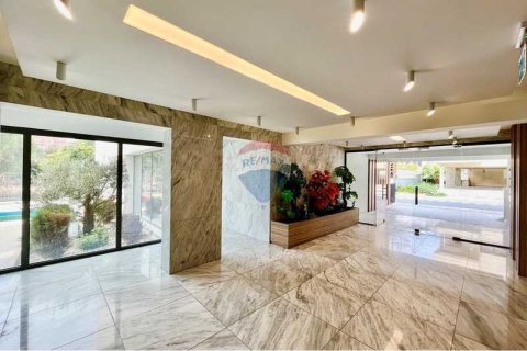 3 bedrooms Apartment in Limassol, Cyprus No. 103638 12