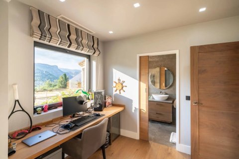 6 chambres Villa à Châteauneuf-Grasse, France No. 69098 15