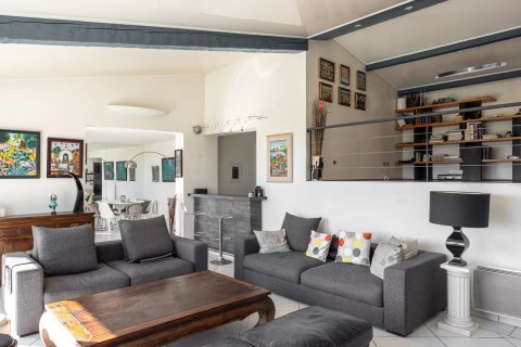 3 bedrooms Villa in Villeneuve-Loubet, France No. 83459 5