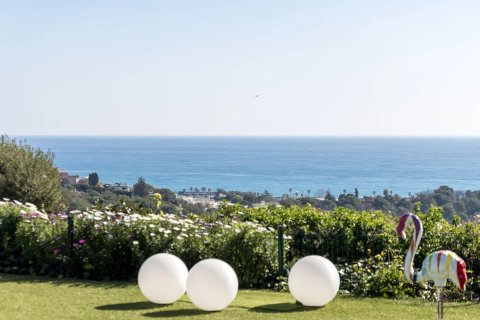 3 bedrooms Villa in Villeneuve-Loubet, France No. 83459 3