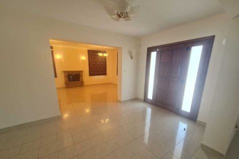 5 bedrooms Villa in Larnaca, Cyprus No. 83274 6