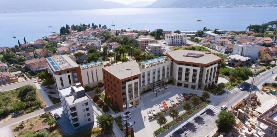1 bedroom Apartment in Tivat, Montenegro No. 82320