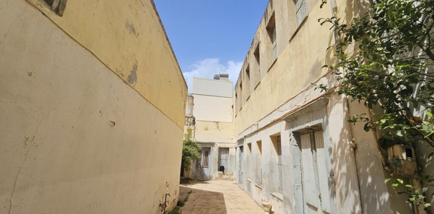 14 habitaciones Edificio en Heraklion, Greece No. 124137