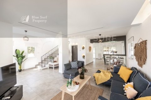 4 bedrooms Villa in Ayia Napa, Cyprus No. 71506 2