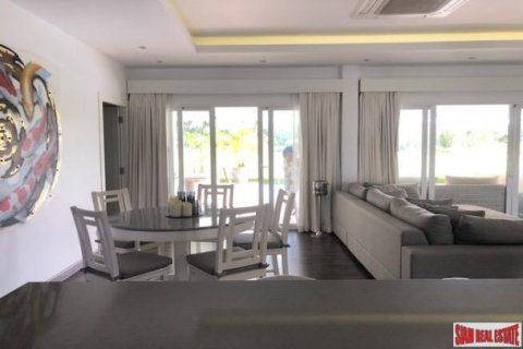 3 bedrooms Villa in Hua Hin, Thailand No. 96122 12