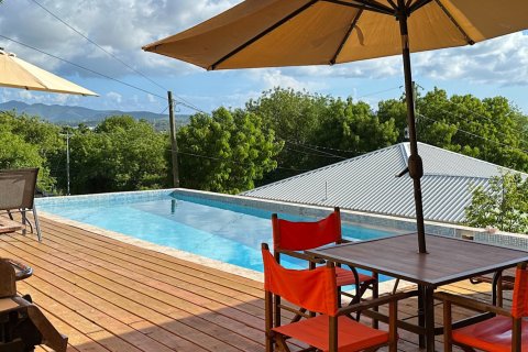 3 bedrooms Commercial property in Cedar Grove, Antigua and Barbuda No. 64981 7