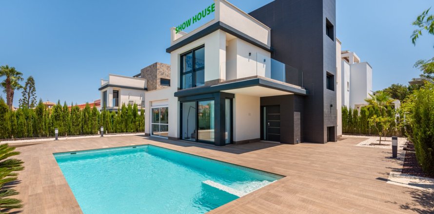 3 dormitorios Villa en La Manga del Mar Menor, Spain No. 112058