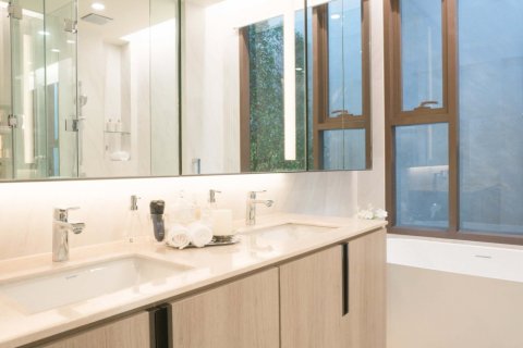 2 bedrooms Condo in Bangkok, Thailand No. 294 12