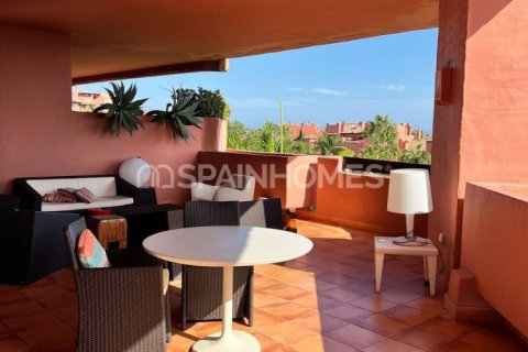 3 bedrooms Apartment in Estepona, Spain No. 113276