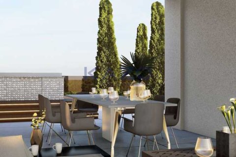 2 bedrooms Apartment in Germasogeia, Cyprus No. 72441 2