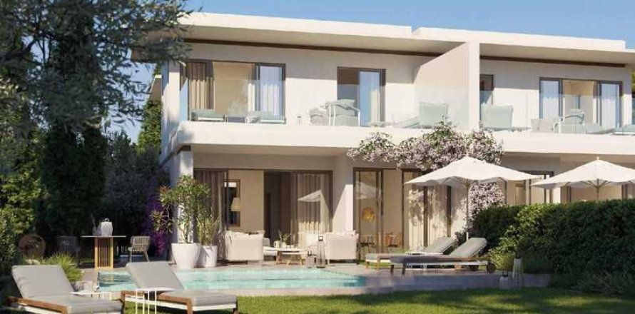 3 bedrooms Villa in Limassol, Cyprus No. 73182