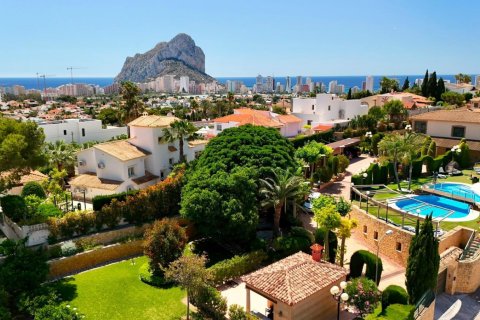 8 bedrooms Villa in Calpe, Spain No. 125439