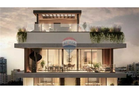 3 bedrooms Penthouse in Limassol, Cyprus No. 34317 2