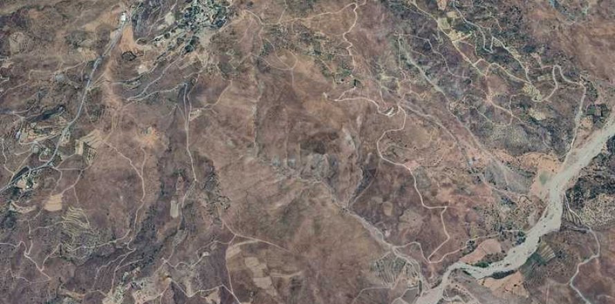 Commercial property in Paphos, Cyprus No. 64246