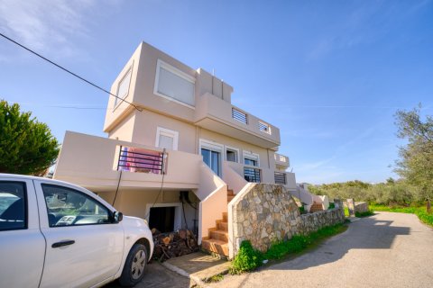 Дом с 4 спальнями в Ханья, Греция №84654 9