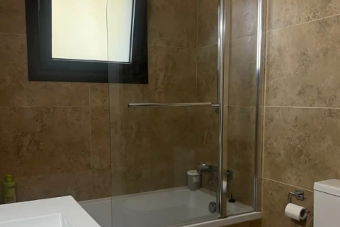 2 dormitorios Apartment en Germasogeia, Cyprus No. 102678 5