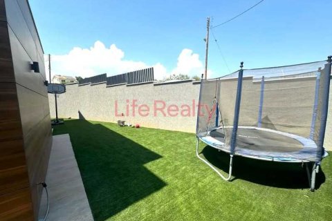 Дом с 5 спальнями в Гермасойя, Кипр №101025 14