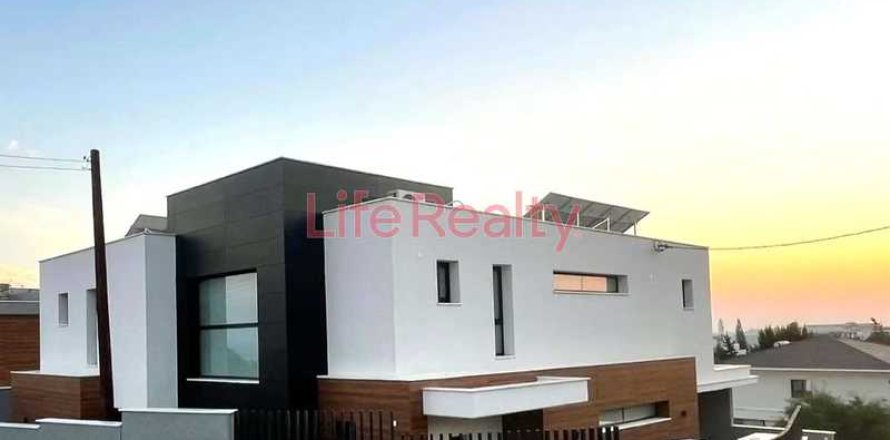 Дом с 5 спальнями в Гермасойя, Кипр №101025