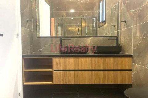 Дом с 5 спальнями в Гермасойя, Кипр №101025 8