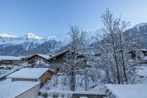 3 bedrooms Apartment in Les Houches, France No. 99926 1