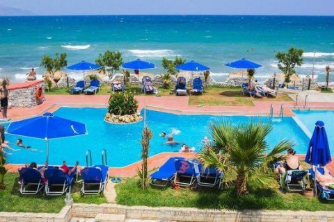 67 rooms Hotel in Georgioupoli, Greece No. 55497 2