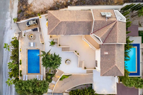 6 dormitorios Villa en Mouttagiaka, Cyprus No. 78996 9