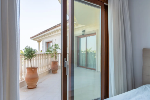 6 dormitorios Villa en Mouttagiaka, Cyprus No. 78996 13