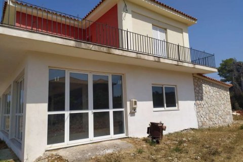 2 bedrooms House in Zakynthos, Greece No. 24505 2