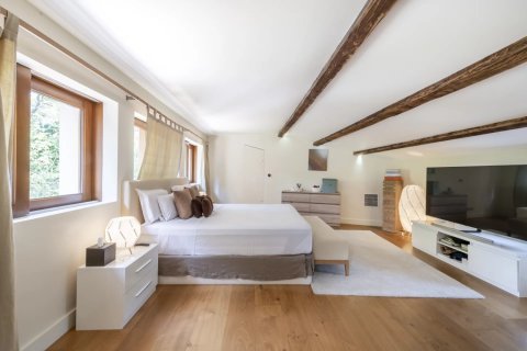 7 bedrooms Villa in Mougins, France No. 69095 8