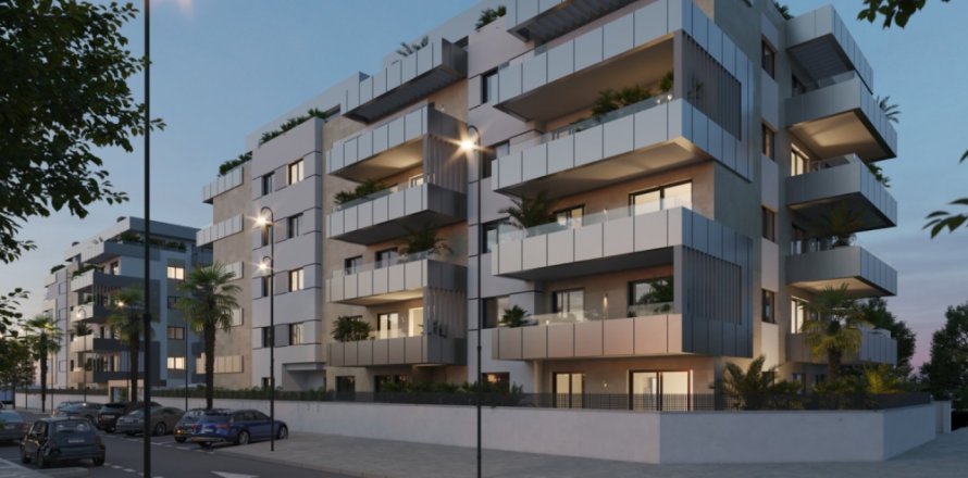 3 bedrooms Apartment in Fuengirola, Spain No. 110875