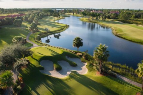 3 bedrooms Townhouse in Tran Nguyen Han, Vietnam No. 89387 4