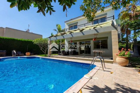 Дом с 3 спальнями в Пареклисия, Кипр №74881 1