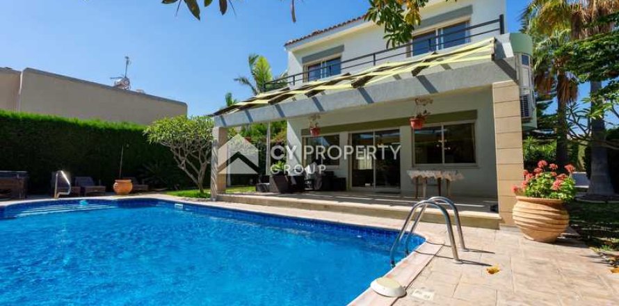 Дом с 3 спальнями в Пареклисия, Кипр №74881