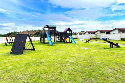 3 bedrooms House in Vista Alegre, Panama No. 117582 12