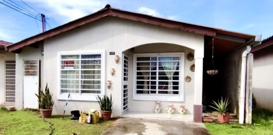 3 bedrooms House in Vista Alegre, Panama No. 117582