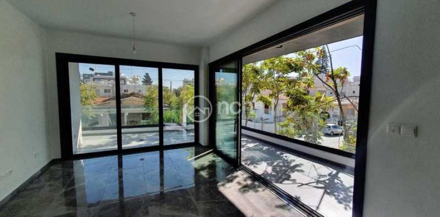 4 bedrooms Penthouse in Limassol, Cyprus No. 32589