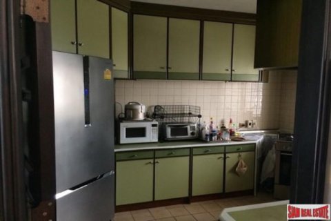 4 bedrooms House in Bangkok, Thailand No. 96975 6