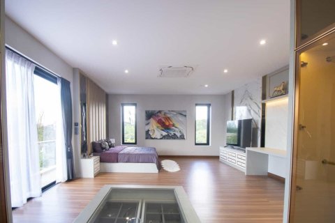 4 bedrooms House in Chiang Mai, Thailand No. 97770 15