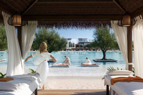 4 bedrooms Townhouse in Menyat as Serg, Vietnam No. 94535 6